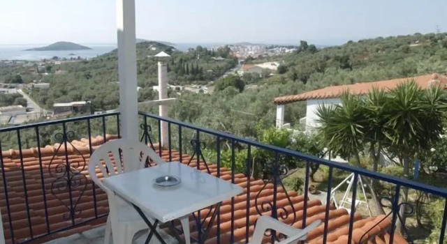 Студия с балконом Camelia studios Skiathos Town