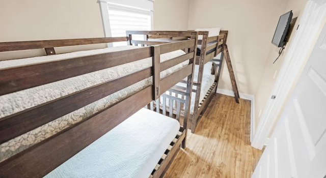 Beach House with PRIVATE POOL & 14 BIKES, Забронировать Дом для отпуска Виллы Санта-Роза-Бич, Вилла