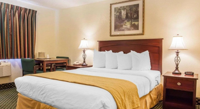 Quality Inn & Suites Toppenish - Yakima Valley, Rezervovat Hotel Toppenish Yakima Valley