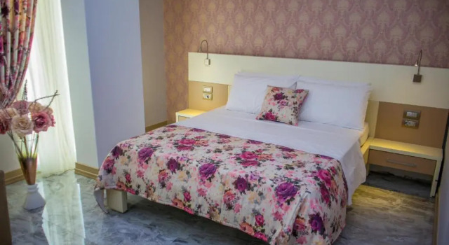 Полулюкс Deluxe Hotel Vila Koral