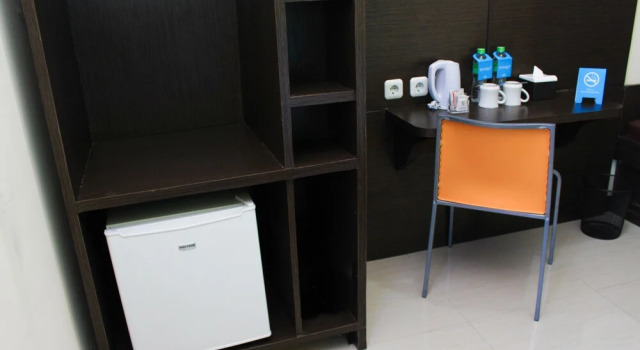 Airy Mataram Caturwarga Lombok, Забронировать Отель Отели Матарам 3 звезды, рядом с Lombok Epicentrum Mall, 3*