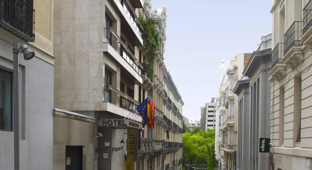 Hotel Serrano
