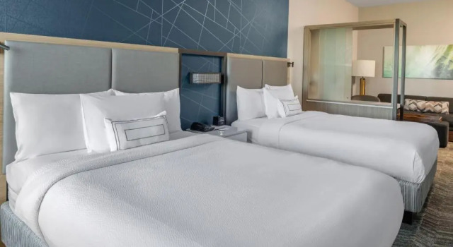 Четырёхместный люкс SpringHill Suites by Marriott West Sacramento