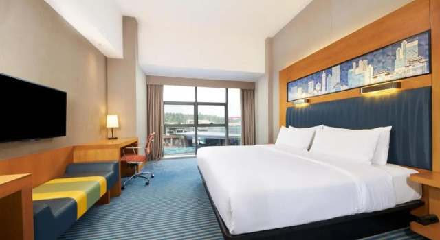 Двухместный номер Standard с видом на город Aloft by Marriott Dongguan Songshan Lake