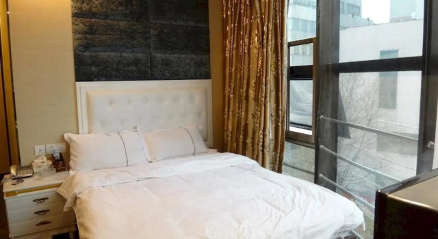 Nanjing Kending Zhujiang Road 1 Hotel, Prenota Hotel Nanchino Jiangsu