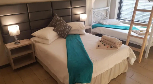 Апартаменты Riekerts Self-Catering Apartment