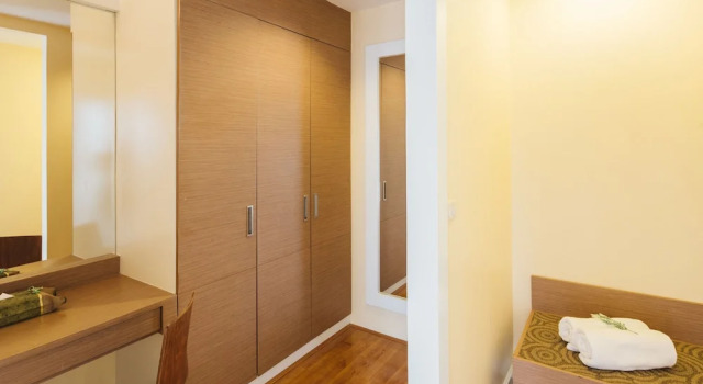 Люкс с балконом Clef Hotel Bangkok