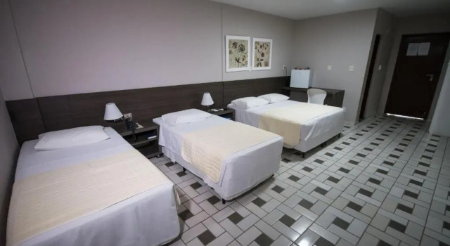 Четырёхместный номер Standard Hotel São Domingos