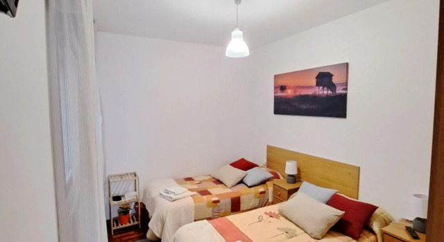 Vivienda de uso turistico, Забронировать Отель Рибадавия Оренсе, рядом с Еврейский информационный центр Галисии