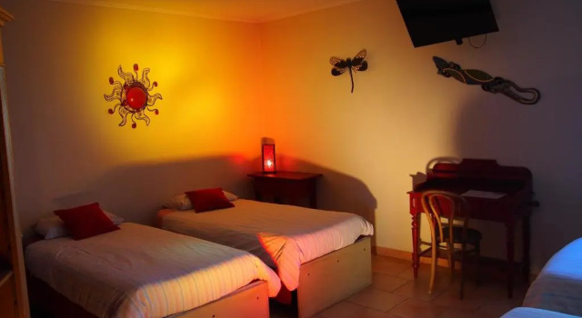 Четырёхместный номер Standard Hôtel le Relais du Luberon