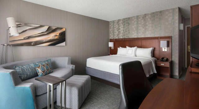 Четырёхместный номер Hearing Access Deluxe Sonesta Select Los Angeles LAX El Segundo