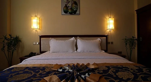 Lüks süit Farah Hotel Apartment