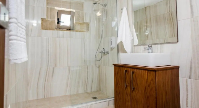 Agarathos Deluxe Homes Kaliviani