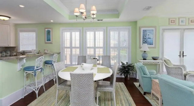 744 Ocean Blvd #101 by Hodnett Cooper, Prenota Hotel Saint Simons Island Georgia