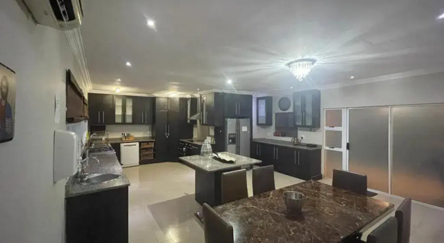 Illovo beach house