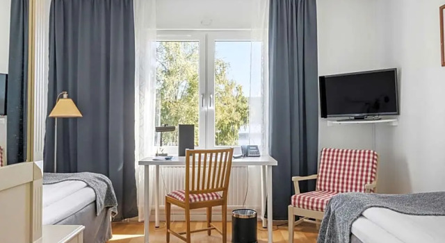 Номер Standard с видом на озеро Hotell Frykenstrand; Sure Hotel Collection by Best Western
