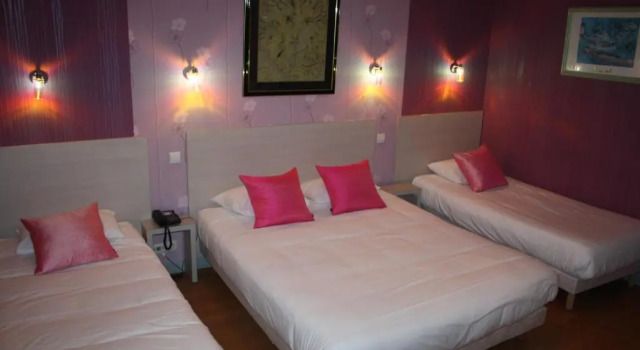 Четырёхместный номер Standard Hôtel République