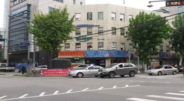Hongdae Uncle Residence(홍대 엉클 레지던스), Забронировать Отель Мапхогу Сеул, рядом с Клиника Family Dental