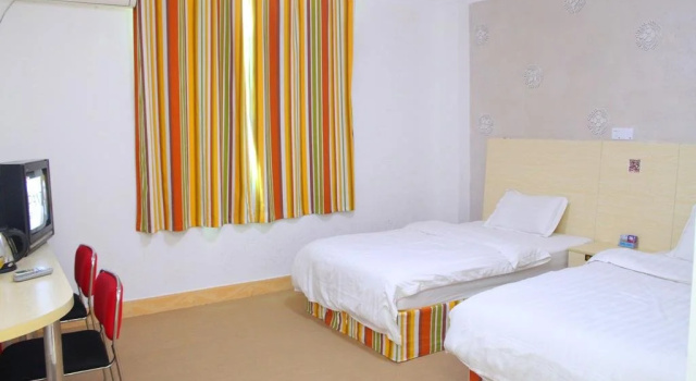 Guangjiaohui Jiazhou Inn