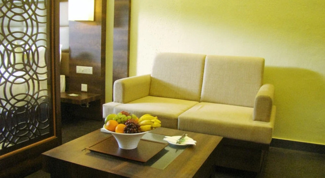 Двухместная студия Premium с балконом и с видом на горы The Mountain Courtyard Thekkady