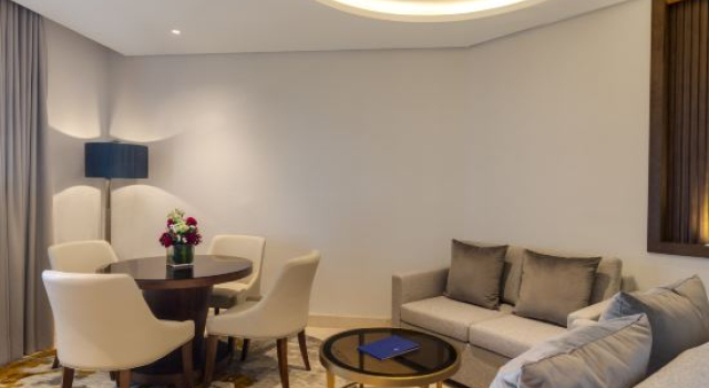 Четырёхместный люкс Premier с 2 комнатами Manazil Al Madinah Hotel