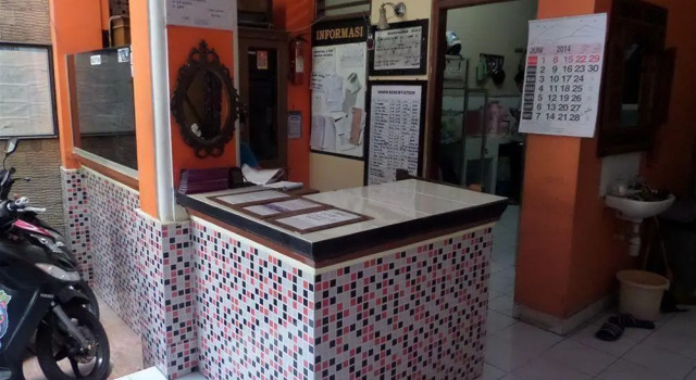 Merapi Hotel, Book Hotel Hotels in Sentool with Parking, Parking