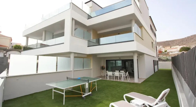 Семейные апартаменты с 3 комнатами с видом на бассейн Apartments Sydenbygg Arguineguin