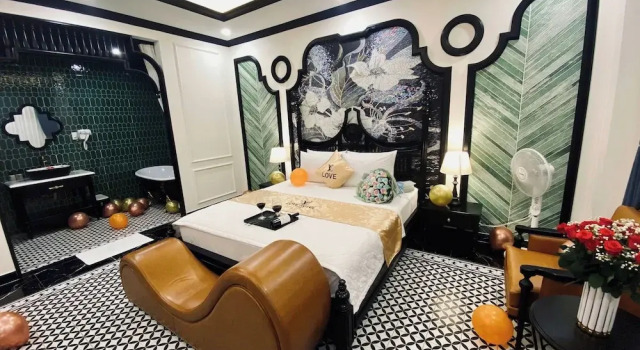 Luxury Place Hotel