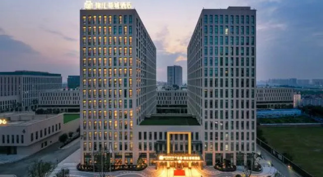 Tiegang Jinjiang Metropolo Hotel (Chengdu Qingbaijiang Railway Port Hotel), Buchen Sie Hotel Qingbaijiang Chengdu
