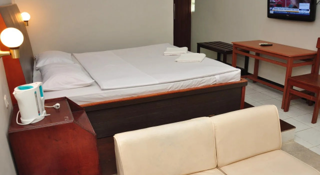 Hotel Minahasa Manado, Book Hotel Hotels in Sulawesi with Parking, Parking