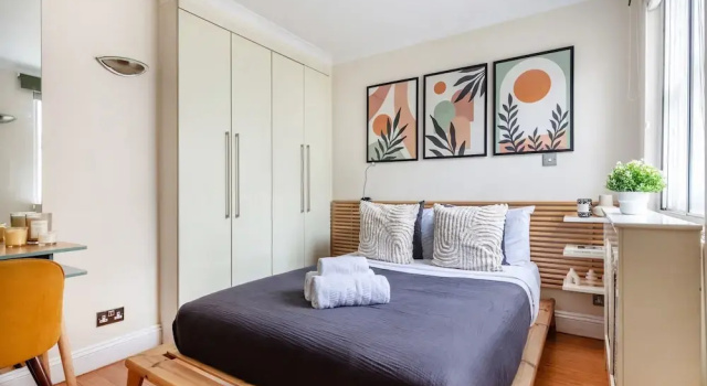 Classic 1BR - Notting Hill Gem