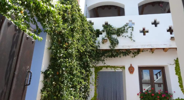 Casita de la Vaca, Book Hotel Murchas Andalucía