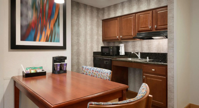 Двухместный номер Standard Homewood Suites by Hilton Madison West