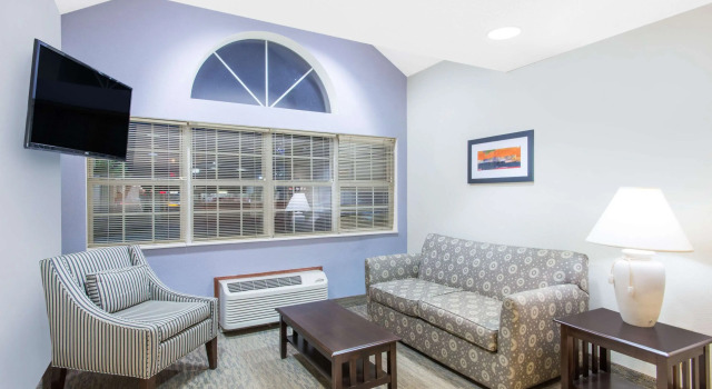 Microtel Inn & Suites by Wyndham Seneca Falls, Rezervasyon Otel Seneca Falls Cayuga Lake Wine Trail