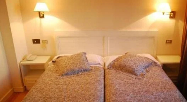 Hotel Iguareña, Varaa Hotelli Ezcaray Valdezcaray