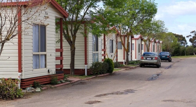Шале Deluxe Horsham Holiday Park