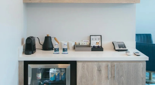 Полулюкс H2O Hermosa Beach Hotel