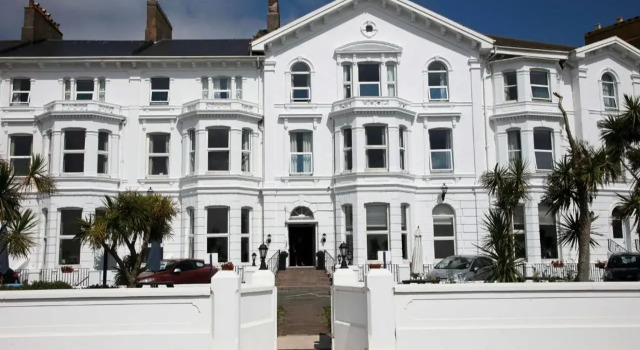 Exmouth Beach Hotel
