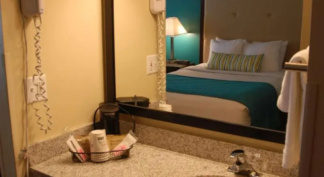 Четырёхместный номер Standard Best Western Baraboo Inn