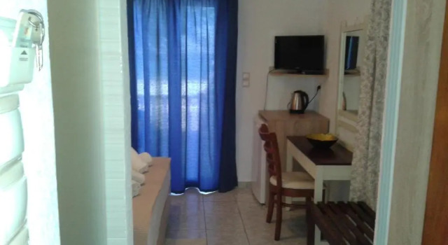 Трёхместный номер Standard с видом на сад Hotel Petras Beach