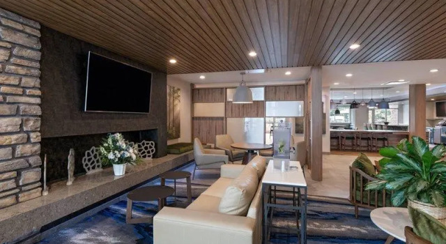 Кровать в общем номере Fairfield Inn & Suites by Marriott Houston Missouri City