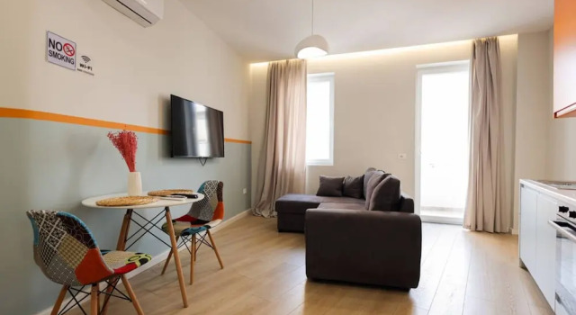 Heart of Durres Apartment 01, Забронировать Апартаменты/квартира Апартаменты Дурреса, рядом с Порт Дуррес, Апартаменты/квартира