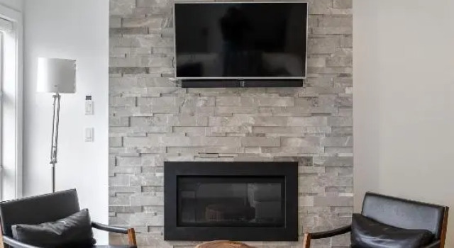 Kensington Calgary House 3BR 20 Min to Downtown, Book Hotel Beltline Calgary