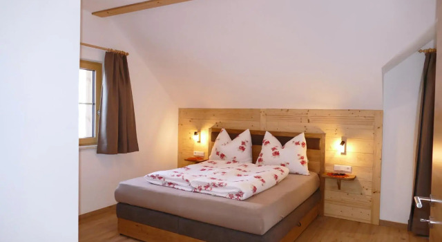 Ferienhaus Weißpriach, Prenota Hotel Weisspriach Lungau