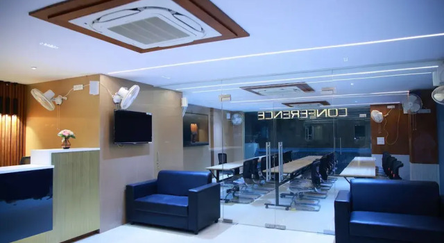 Novel Hotel, Rezerwuj Hotel Hajdarabad 