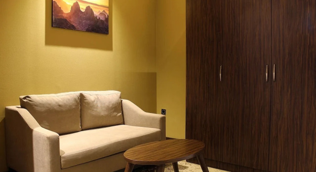 Четырёхместный люкс LB Suites Hotel