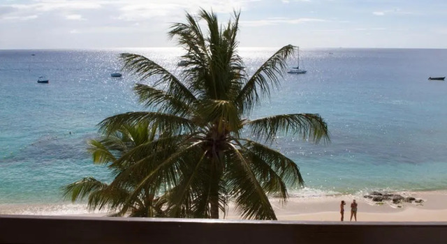 Студия с балконом Tropical Sunset Beach Apartment Hotel