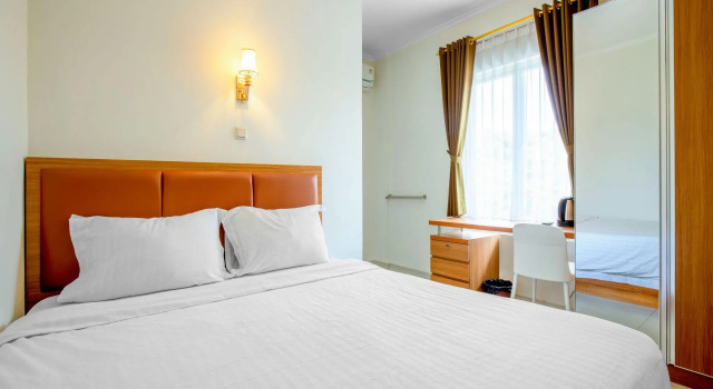 Doesnami Guesthouse Syariah, Réserver Hôtel South Tangerang Banten