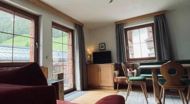 Апартаменты с 3 комнатами Apartments SARLO