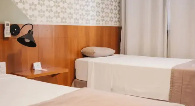 Двухместный номер Economy Avenida Hotel